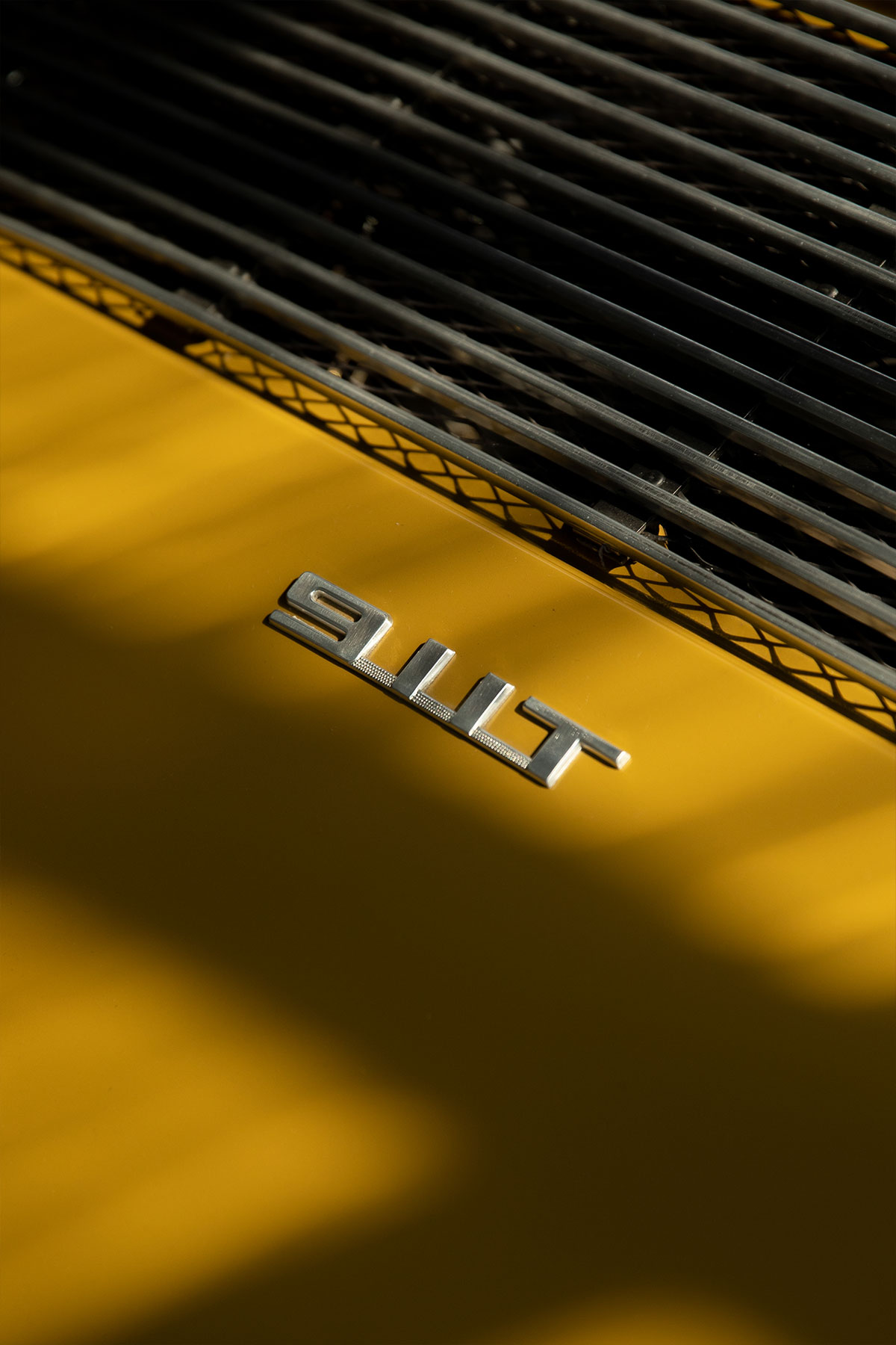 Porsche-911-T-Details-Automotive